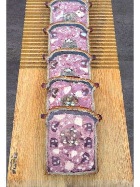 Pâté en croûte canard, cochon, foie gras, girolles, pistaches (Médaille de bronze 2024)